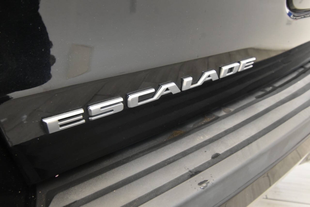2020 Cadillac Escalade Premium Luxury 4x4 4dr SUV, Black, Mileage: 48,089 - photo 35