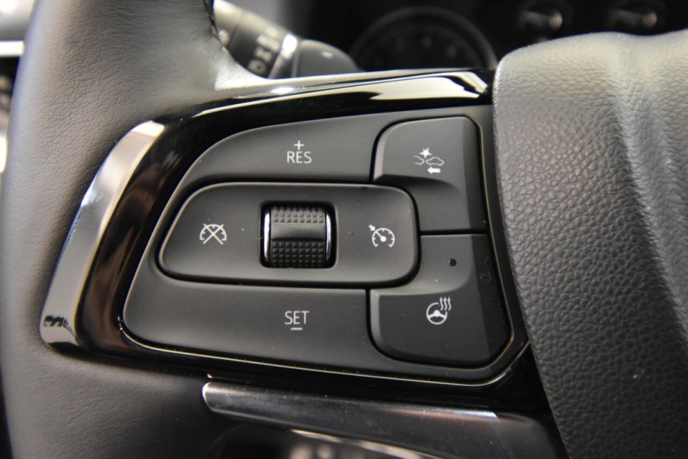 2022 Buick Enclave Essence 4x4 4dr Crossover, Silver, Mileage: 41,133 - photo 32