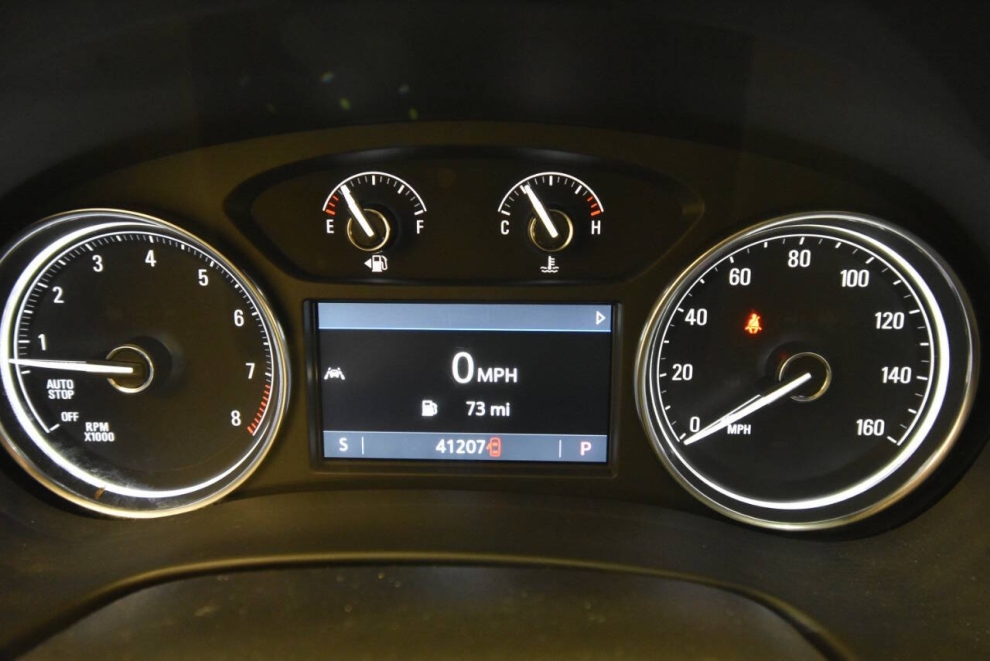 2022 Buick Enclave Essence 4x4 4dr Crossover, Silver, Mileage: 41,133 - photo 36