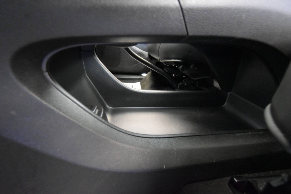 2022 Buick Enclave Essence 4x4 4dr Crossover, Silver, Mileage: 41,133 - photo 41