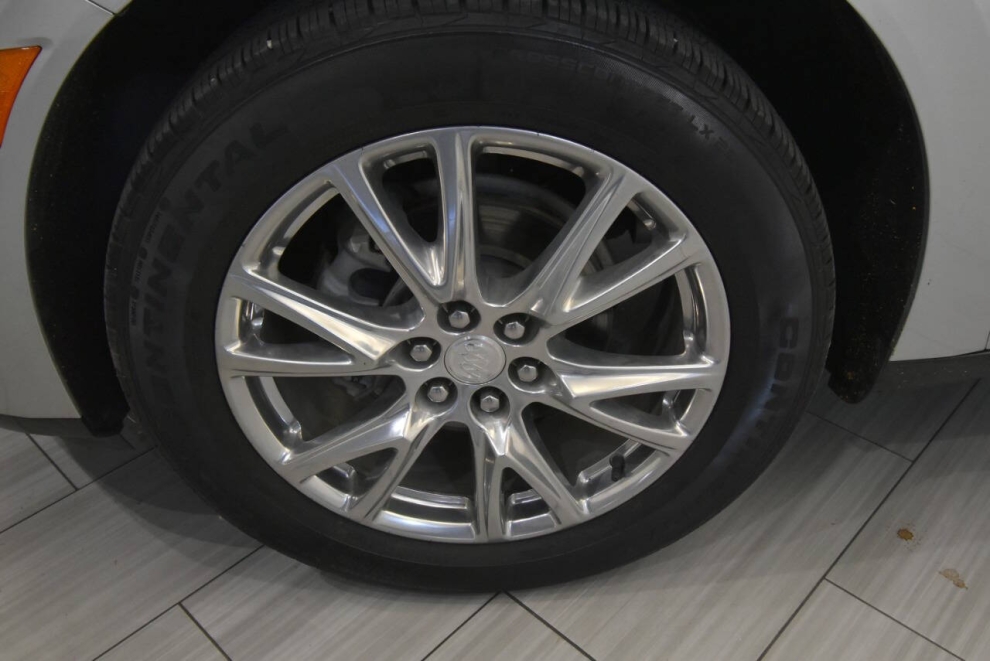 2022 Buick Enclave Essence 4x4 4dr Crossover, Silver, Mileage: 41,133 - photo 9