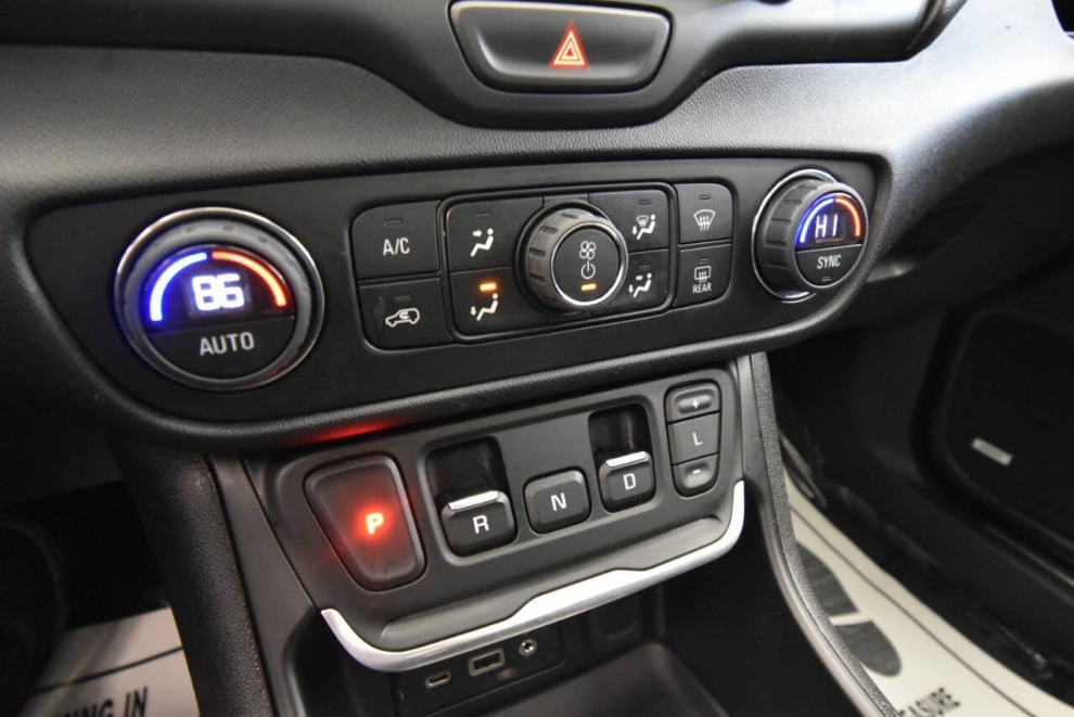 2020 GMC Terrain Denali 4x4 4dr SUV, Gray, Mileage: 49,780 - photo 22