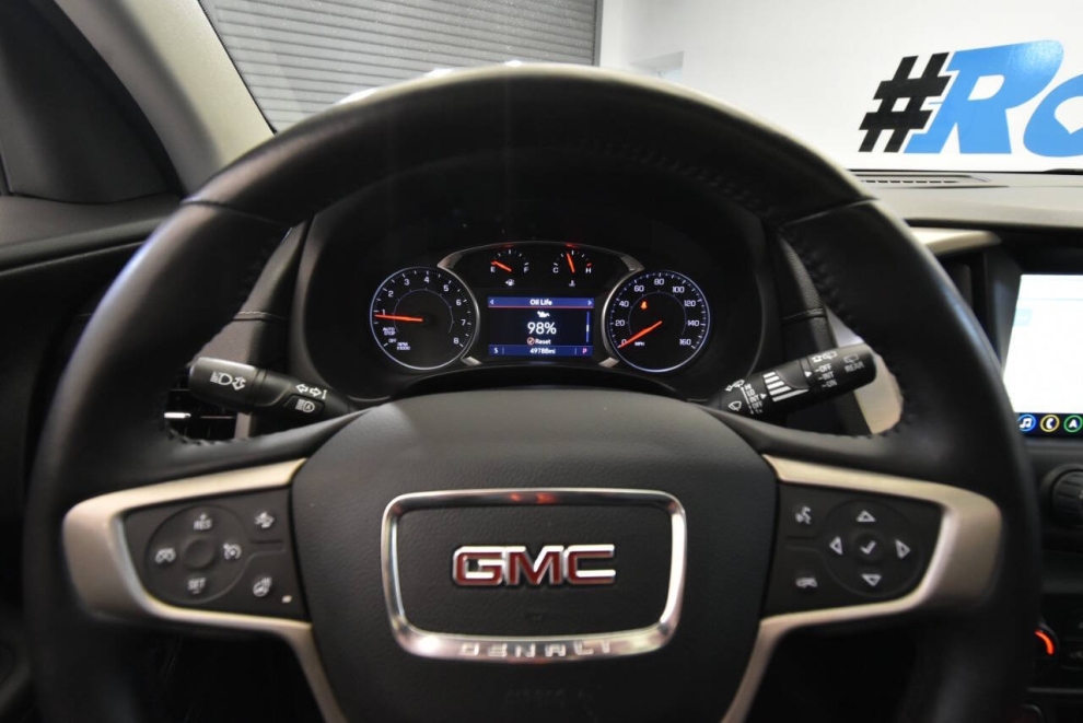 2020 GMC Terrain Denali 4x4 4dr SUV, Gray, Mileage: 49,780 - photo 26