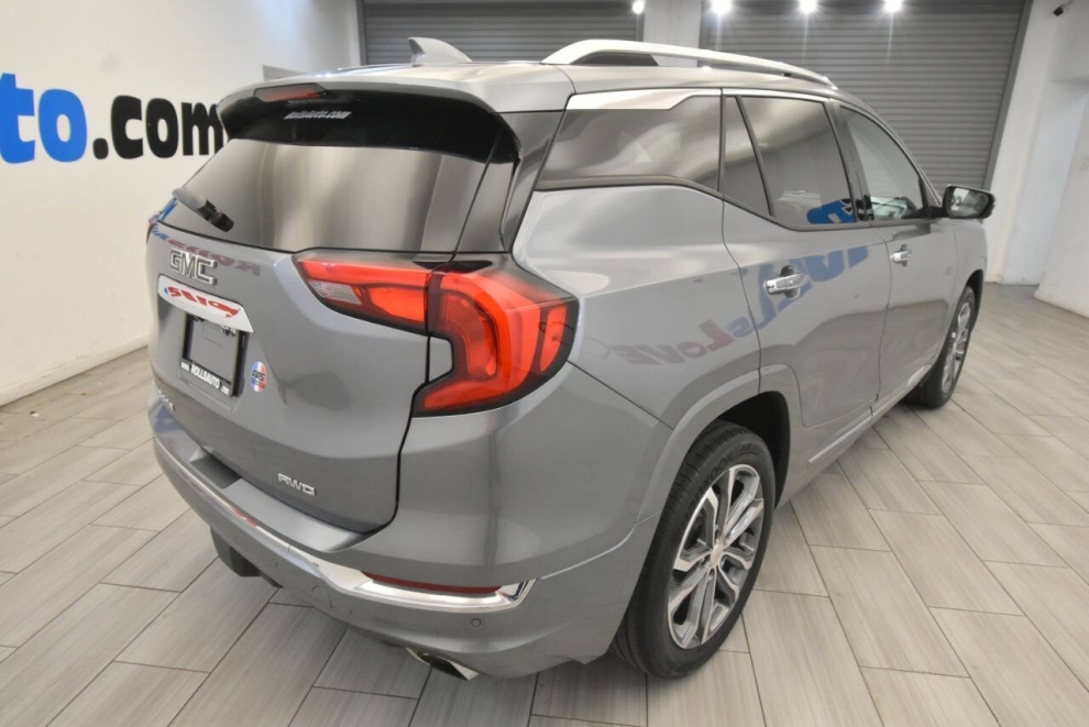 2020 GMC Terrain Denali 4x4 4dr SUV, Gray, Mileage: 49,780 - photo 4