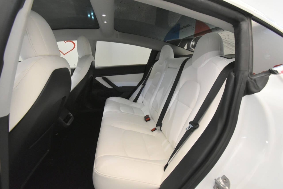 2020 Tesla Model 3 Long Range AWD 4dr Sedan, Blanco, Mileage: 78,085 - photo 12