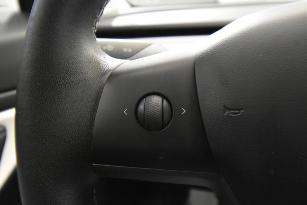 2020 Tesla Model 3 Long Range AWD 4dr Sedan, Blanco, Mileage: 78,085 - photo 20