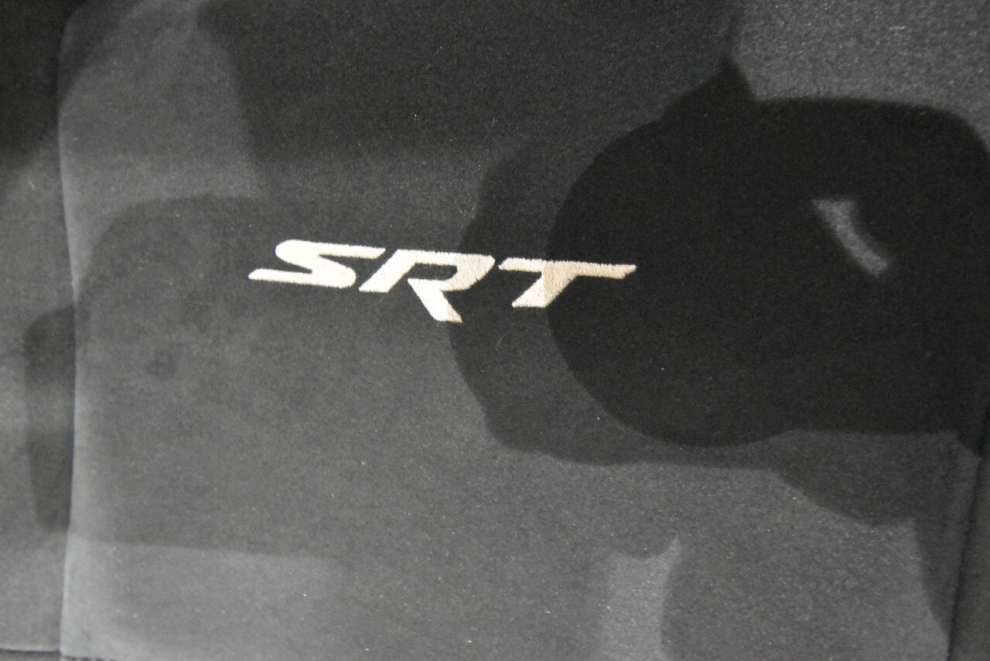 2019 Dodge Durango SRT AWD 4dr SUV, Azul, Mileage: 85,405 - photo 44