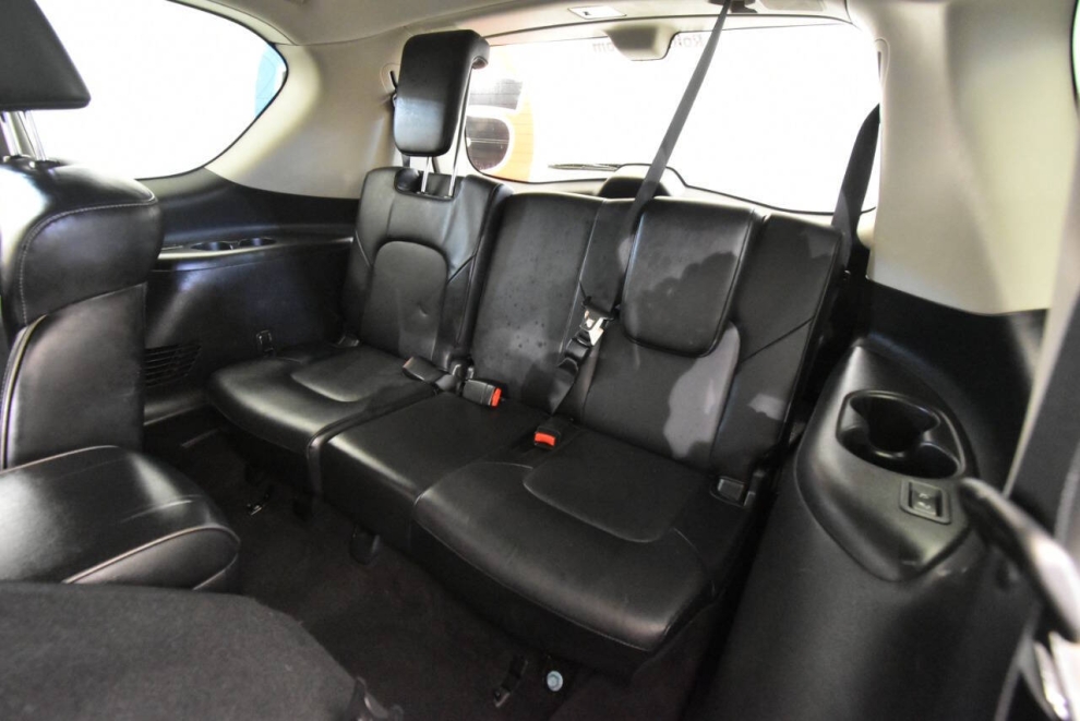 2021 Infiniti QX80 Luxe AWD 4dr SUV, Black, Mileage: 93,652 - photo 15