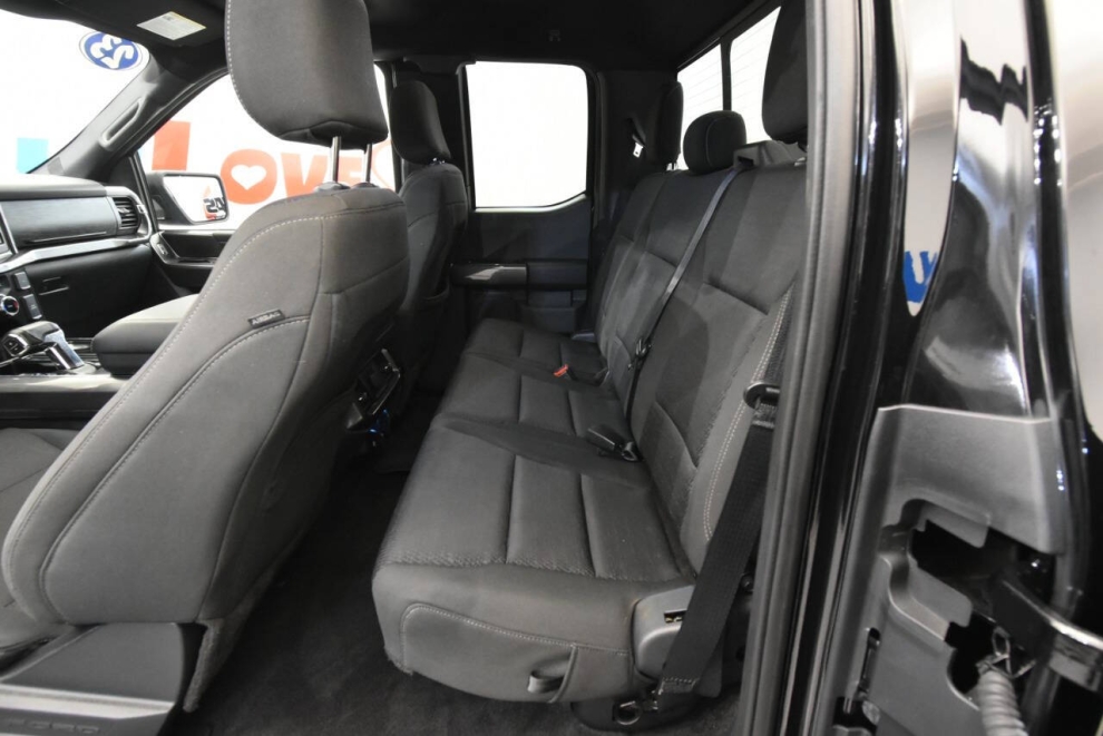 2023 Ford F-150 XLT 4x4 4dr SuperCab 6.5 ft. SB, Black, Mileage: 115,184 - photo 14
