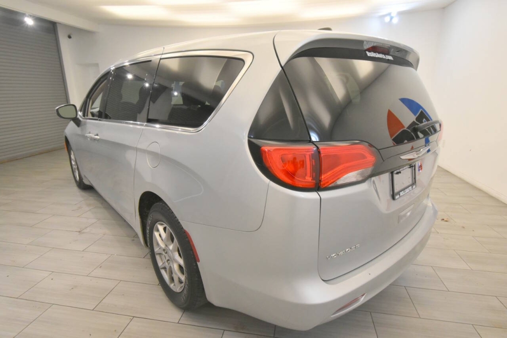 2023 Chrysler Voyager LX 4dr Mini Van, Silver, Mileage: 96,090 - photo 2