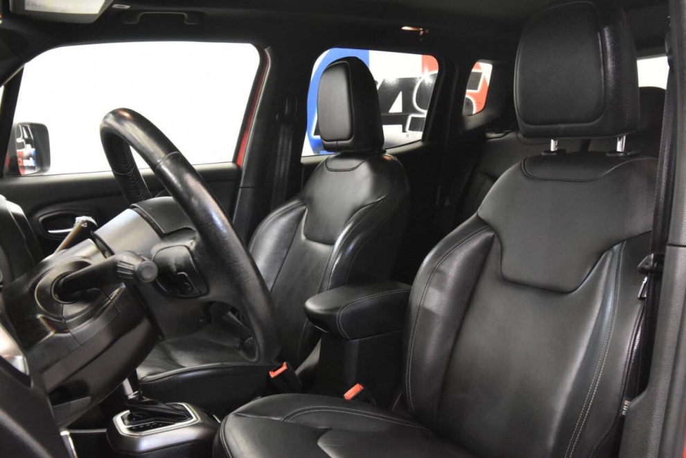 2020 Jeep Renegade High Altitude 4x4 4dr SUV, Red, Mileage: 91,817 - photo 11