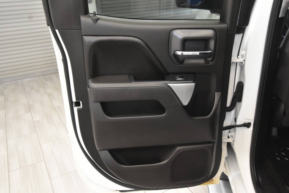 2017 Chevrolet Silverado 1500 LT 4x4 4dr Double Cab 6.5 ft. SB, White, Mileage: 105,262 - photo 14