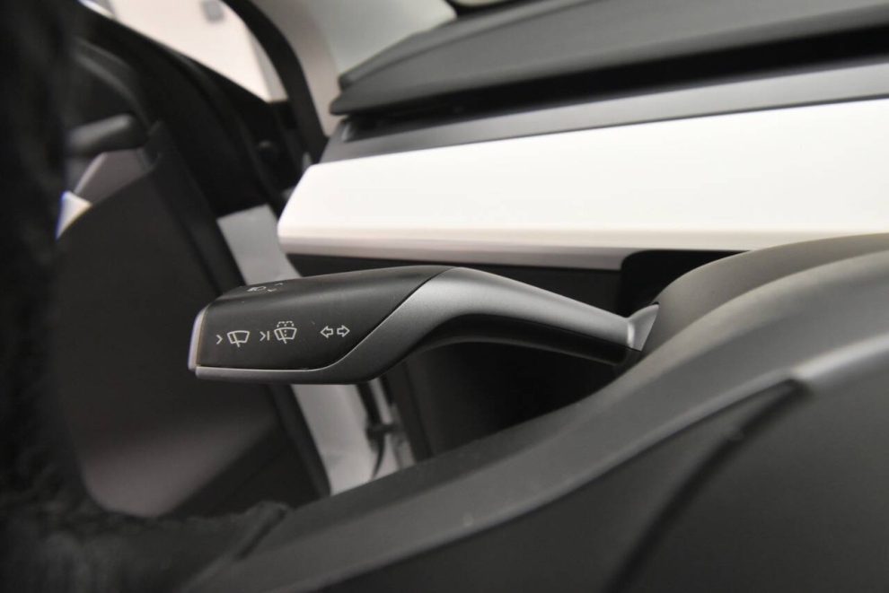 2023 Tesla Model Y Base AWD 4dr Crossover, White, Mileage: 60,039 - photo 30