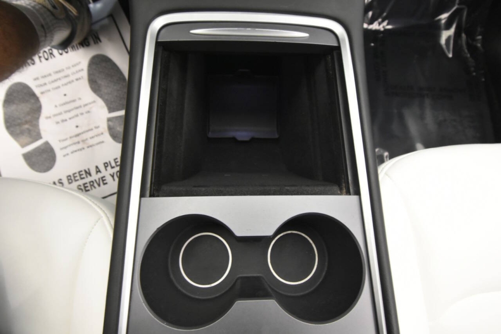 2023 Tesla Model Y Base AWD 4dr Crossover, White, Mileage: 60,039 - photo 35