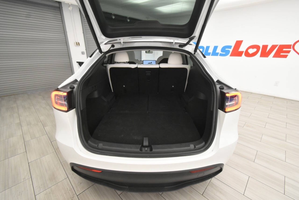 2023 Tesla Model Y Base AWD 4dr Crossover, White, Mileage: 60,039 - photo 42