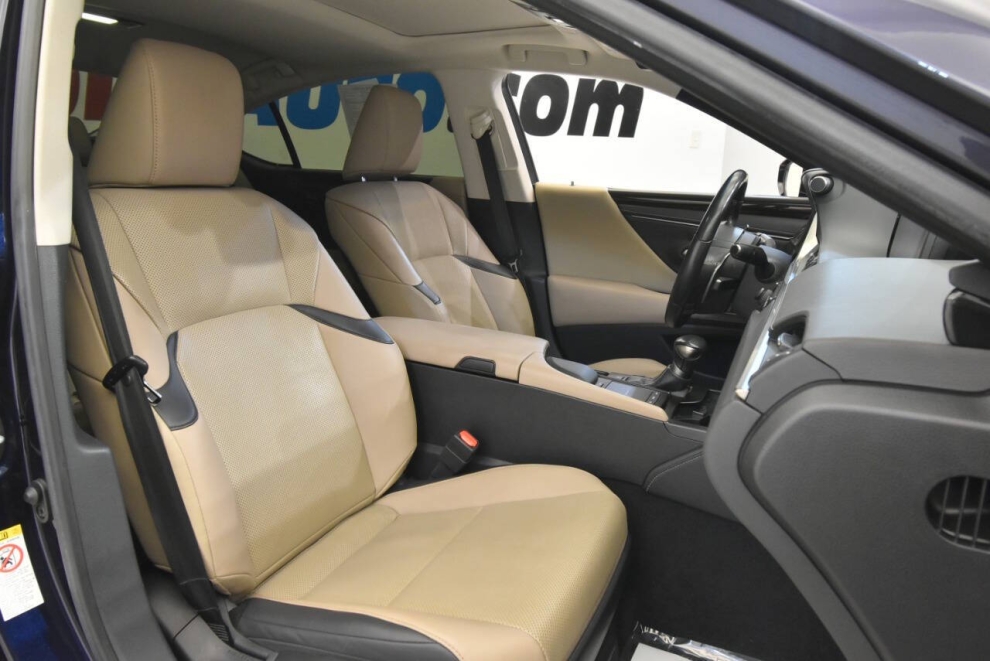 2019 Lexus ES 300h Base 4dr Sedan, Blue, Mileage: 77,598 - photo 20