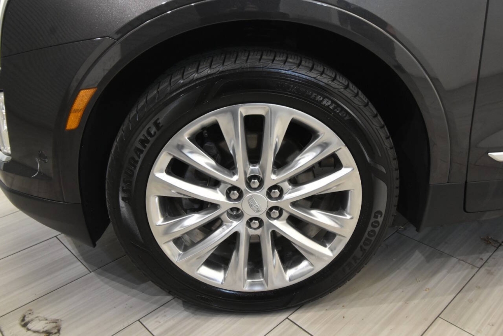 2017 Cadillac XT5 Platinum 4x4 4dr SUV, Charcoal, Mileage: 49,692 - photo 8