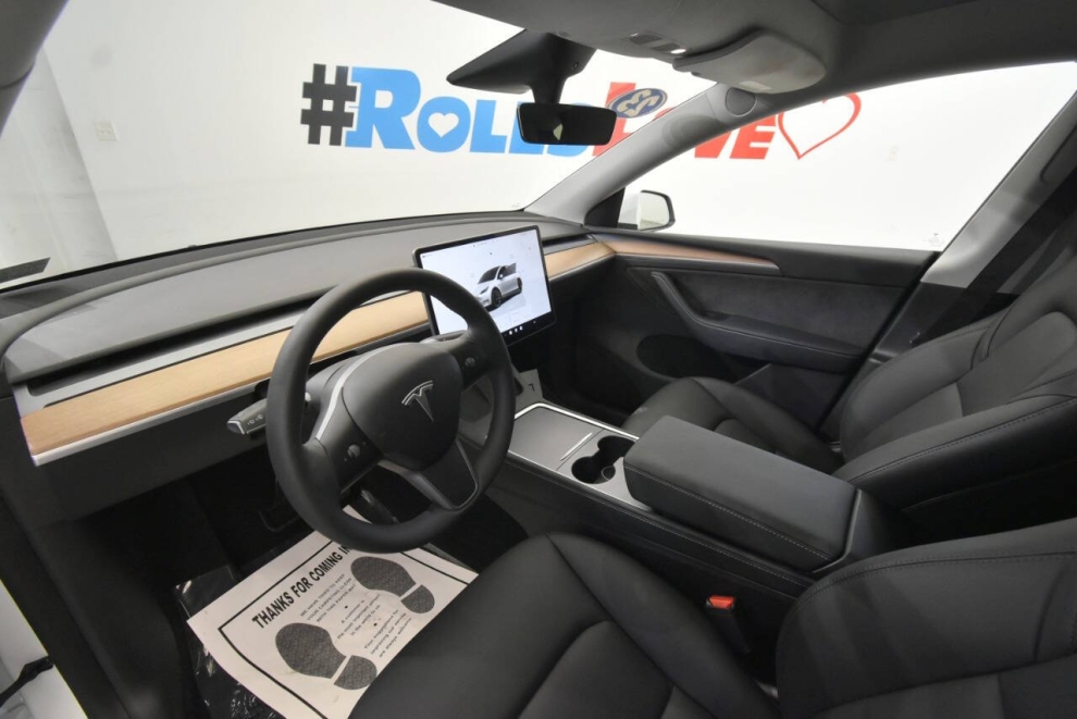 2023 Tesla Model Y Long Range AWD 4dr Crossover, White, Mileage: 76,427 - photo 13