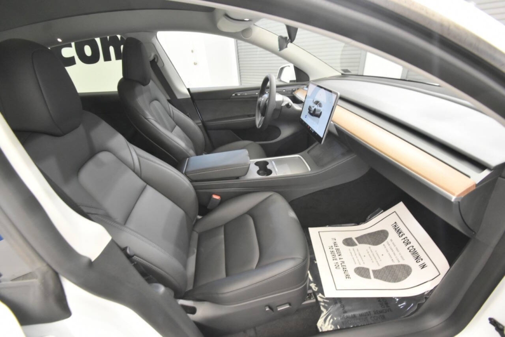 2023 Tesla Model Y Long Range AWD 4dr Crossover, White, Mileage: 76,427 - photo 21