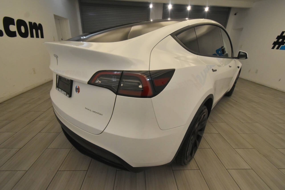 2023 Tesla Model Y Long Range AWD 4dr Crossover, White, Mileage: 76,427 - photo 4