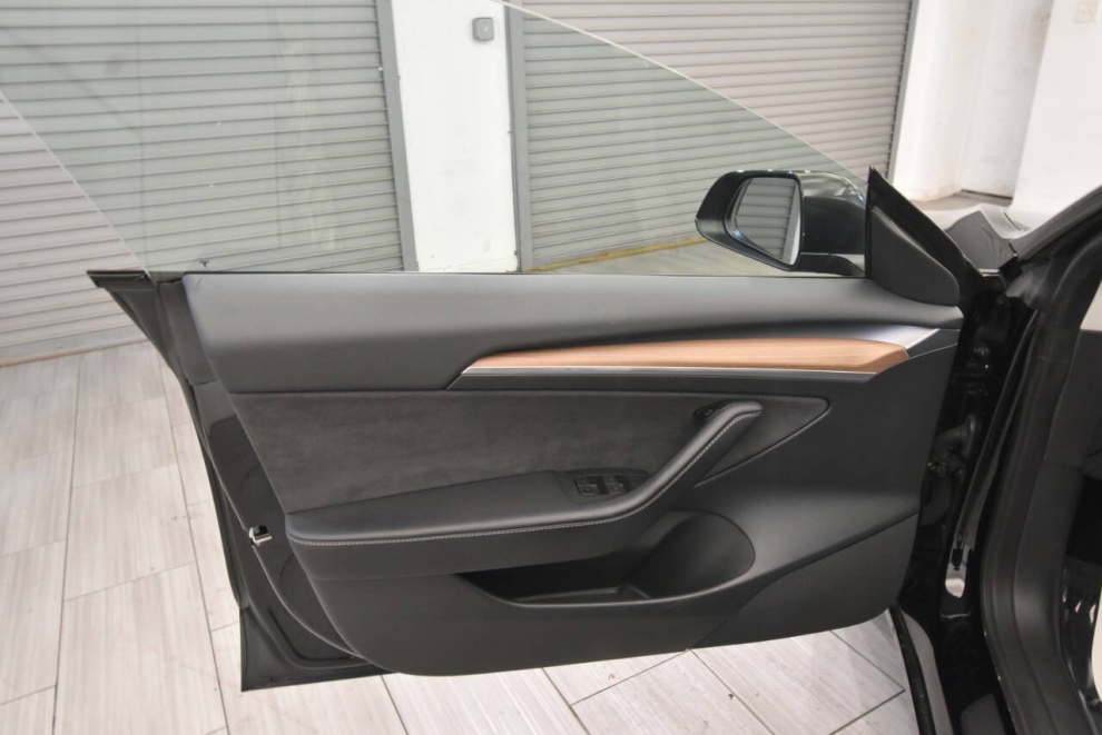 2023 Tesla Model 3 Base 4dr Sedan, Negro, Mileage: 28,496 - photo 14