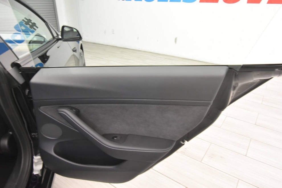 2023 Tesla Model 3 Base 4dr Sedan, Negro, Mileage: 28,496 - photo 22