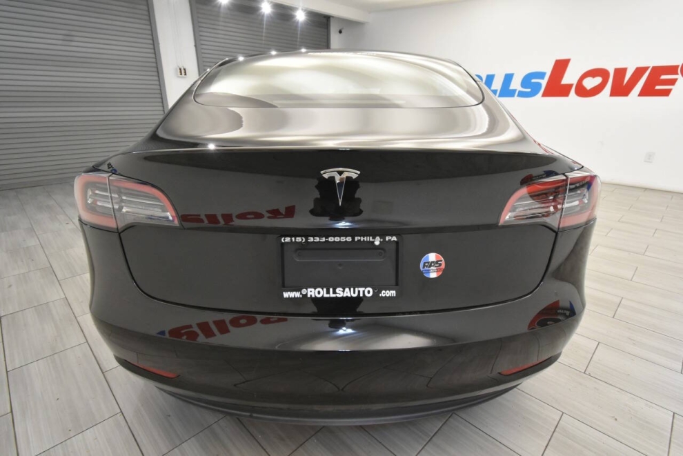 2023 Tesla Model 3 Base 4dr Sedan, Negro, Mileage: 28,496 - photo 3