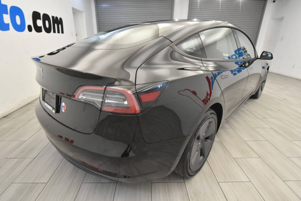 2023 Tesla Model 3 Base 4dr Sedan, Negro, Mileage: 28,496 - photo 4