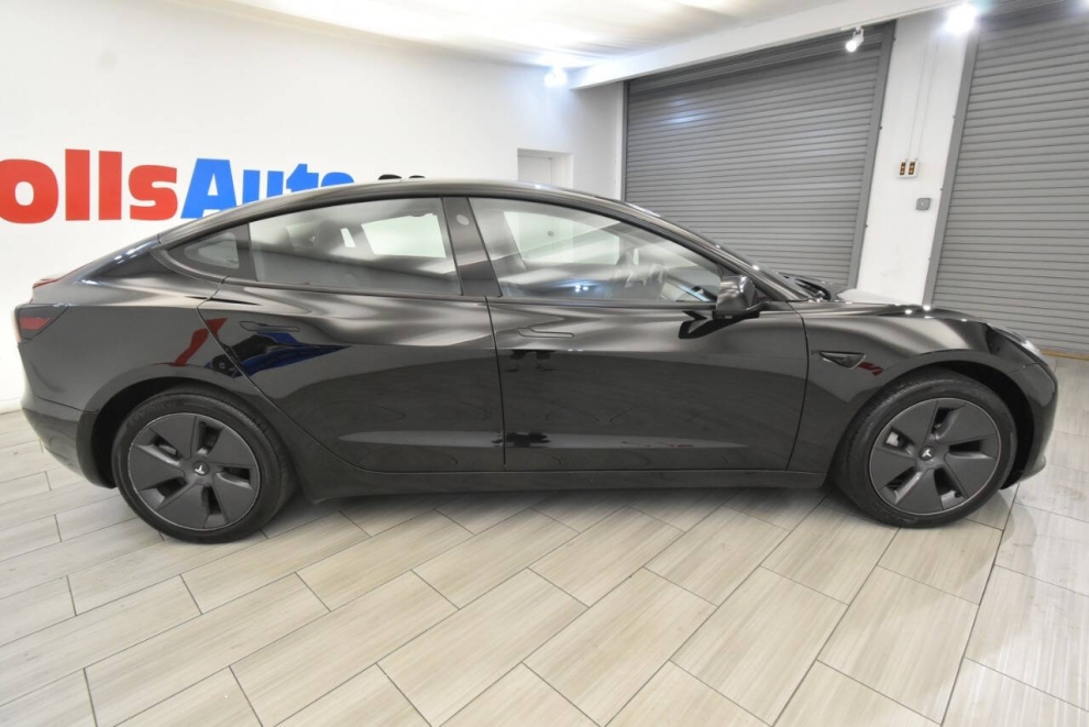2023 Tesla Model 3 Base 4dr Sedan, Negro, Mileage: 28,496 - photo 5