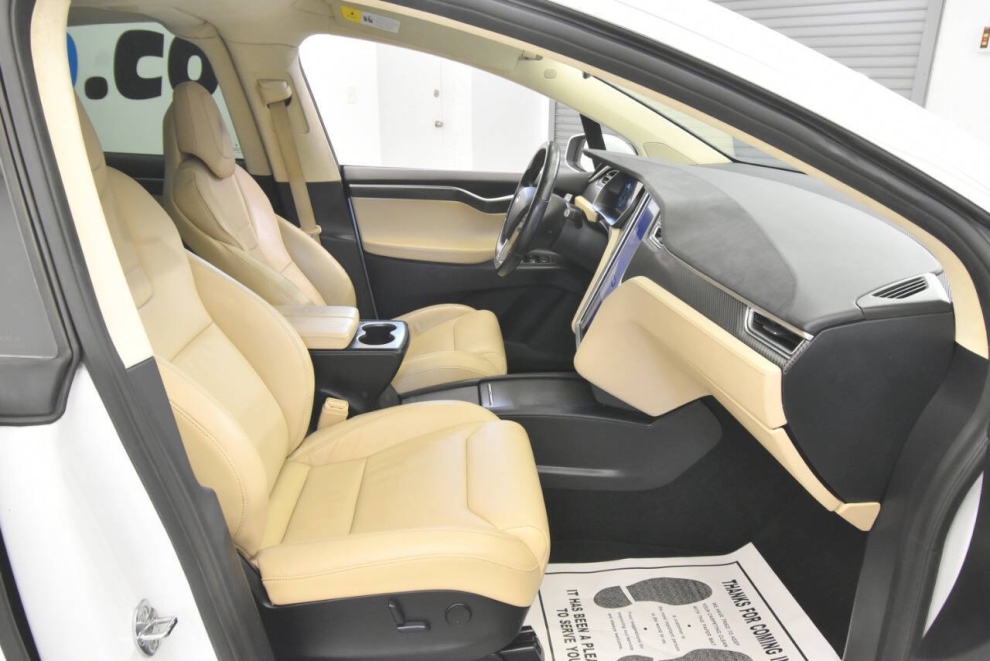 2017 Tesla Model X, Blanco, Mileage: 101,661 - photo 22