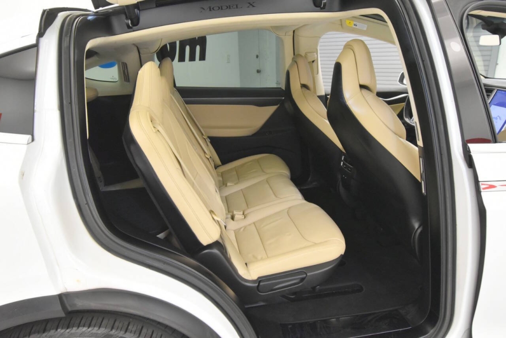 2017 Tesla Model X, Blanco, Mileage: 101,661 - photo 25