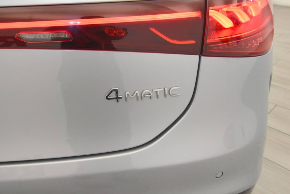 2022 Mercedes-Benz EQS EQS 580 4MATIC AWD 4dr Sedan, Silver, Mileage: 72,700 - photo 37
