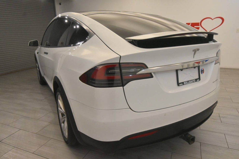 2020 Tesla Model X Long Range AWD 4dr SUV, White, Mileage: 125,565 - photo 2