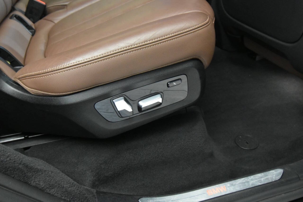 2020 BMW X7 xDrive40i AWD 4dr Sports Activity Vehicle, Gris, Mileage: 95,801 - photo 24