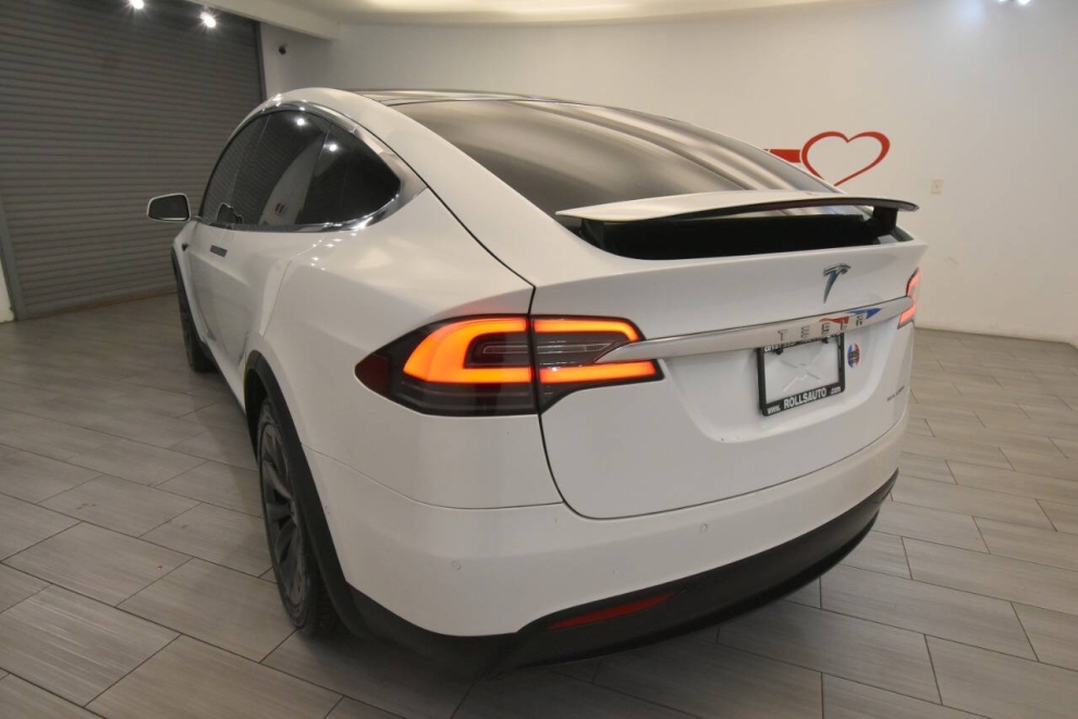 2019 Tesla Model X Long Range AWD 4dr SUV, White, Mileage: 114,509 - photo 2