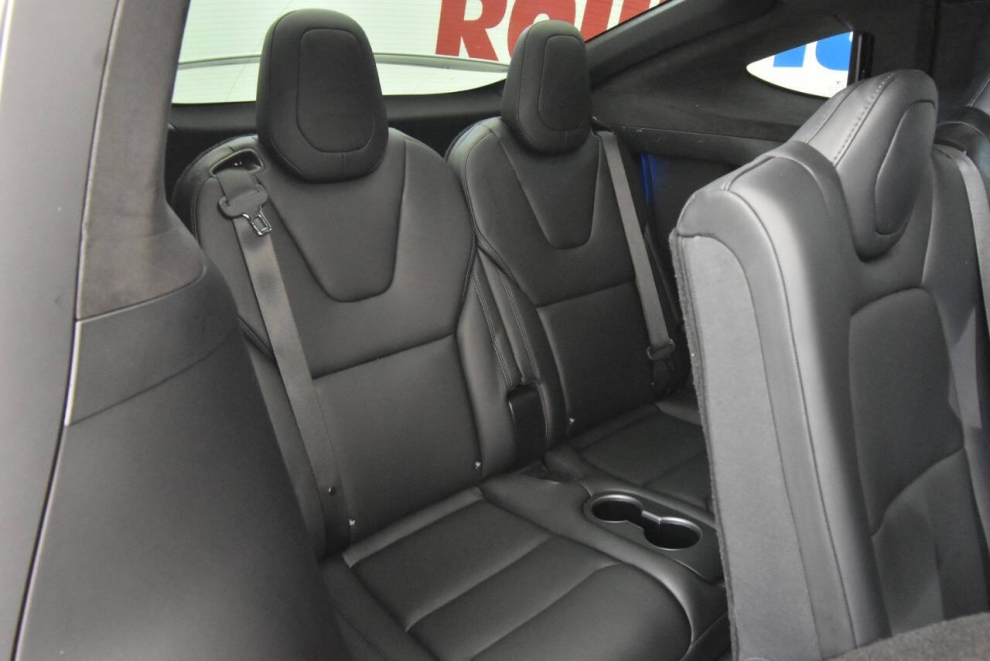 2019 Tesla Model X Long Range AWD 4dr SUV, White, Mileage: 114,509 - photo 26