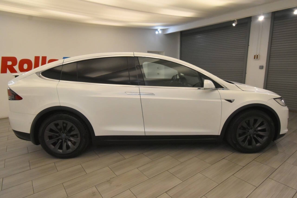 2019 Tesla Model X Long Range AWD 4dr SUV, White, Mileage: 114,509 - photo 5