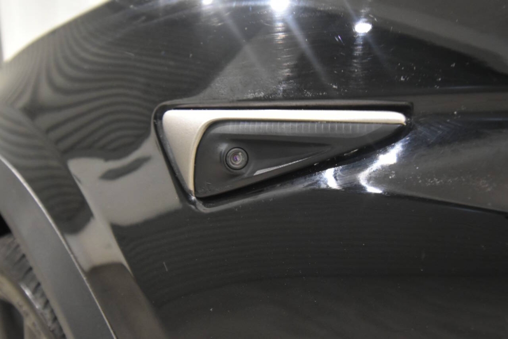 2021 Tesla Model X Long Range Plus AWD 4dr SUV, Black, Mileage: 57,484 - photo 12