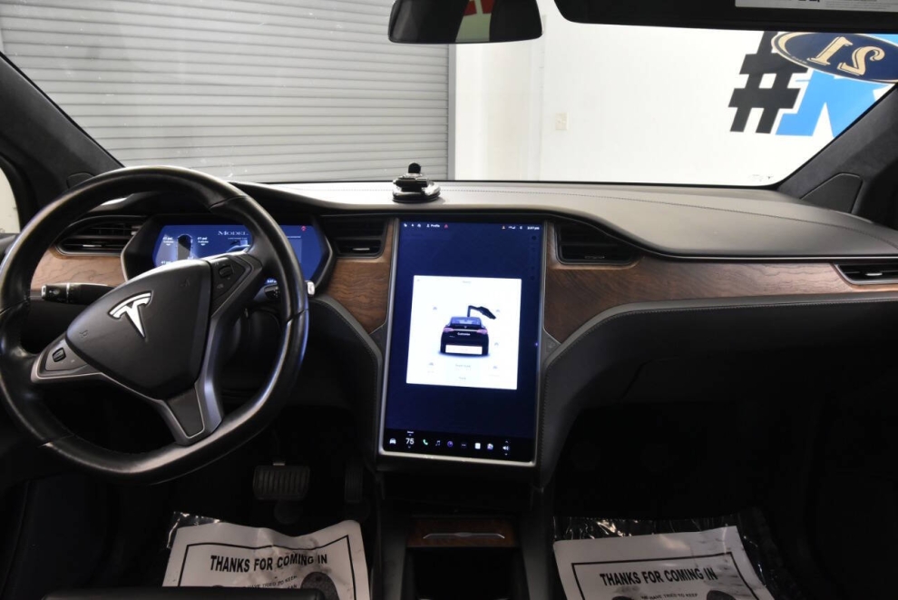 2021 Tesla Model X Long Range Plus AWD 4dr SUV, Black, Mileage: 57,484 - photo 26