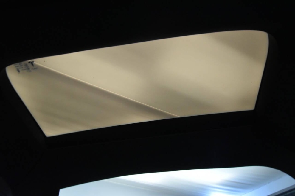 2021 Tesla Model X Long Range Plus AWD 4dr SUV, Black, Mileage: 57,484 - photo 39