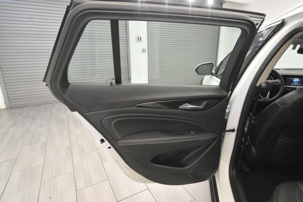 2018 Buick Regal TourX Essence AWD 4dr Wagon, White, Mileage: 87,549 - photo 16