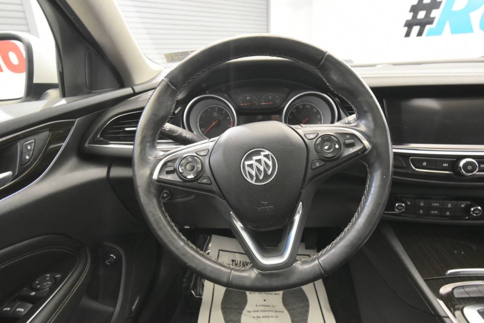 2018 Buick Regal TourX Essence AWD 4dr Wagon, White, Mileage: 87,549 - photo 25
