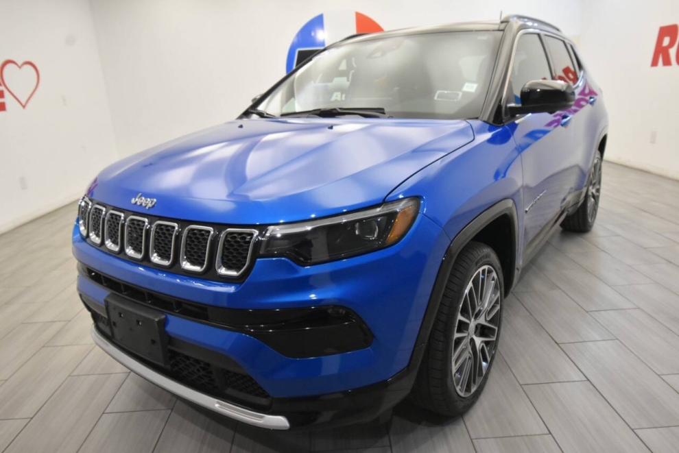 2023 Jeep Compass Limited 4x4 4dr SUV, Blue, Mileage: 31,614 