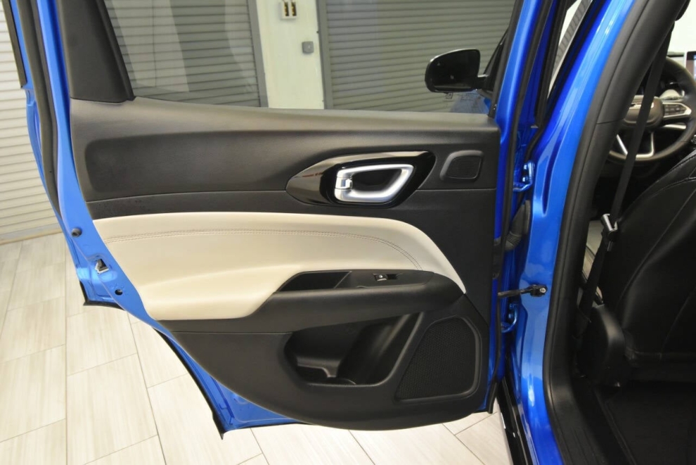 2023 Jeep Compass Limited 4x4 4dr SUV, Blue, Mileage: 31,614 - photo 17