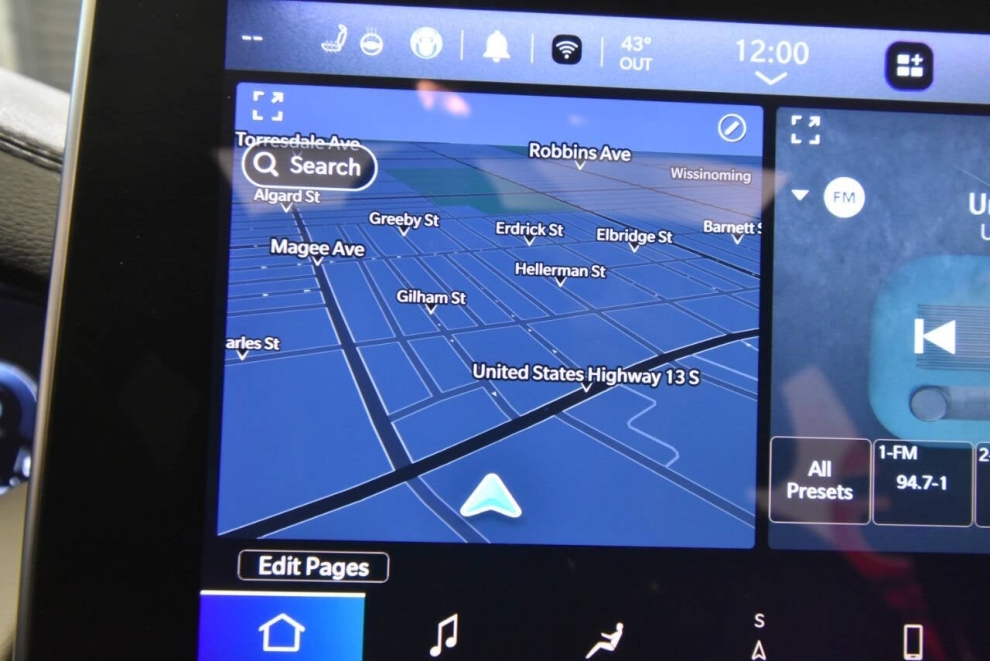 2023 Jeep Compass Limited 4x4 4dr SUV, Blue, Mileage: 31,614 - photo 28