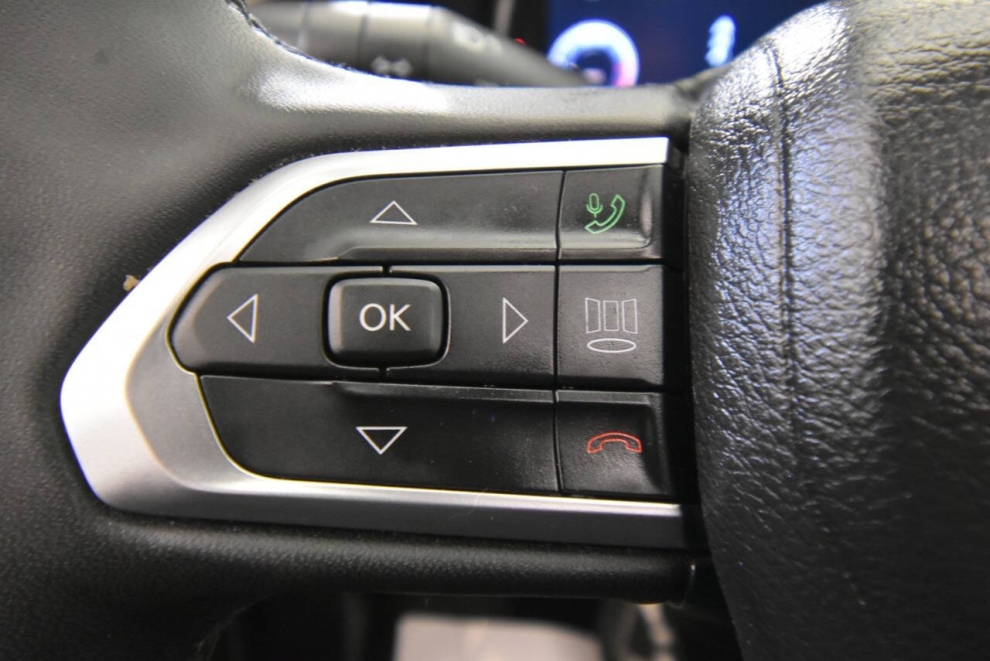 2023 Jeep Compass Limited 4x4 4dr SUV, Blue, Mileage: 31,614 - photo 32