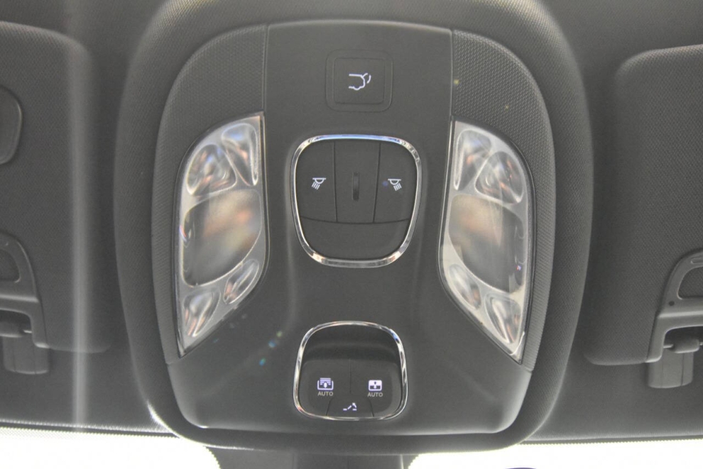 2023 Jeep Compass Limited 4x4 4dr SUV, Blue, Mileage: 31,614 - photo 39