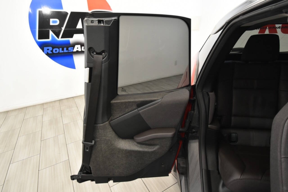 2018 BMW i3 Base 4dr Hatchback w/ Range Extender, Red, Mileage: 46,879 - photo 23