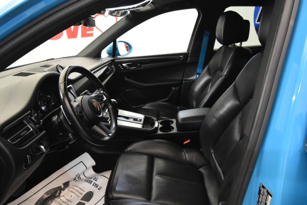 2022 Porsche Macan Base AWD 4dr SUV, Blue, Mileage: 64,717 - photo 13