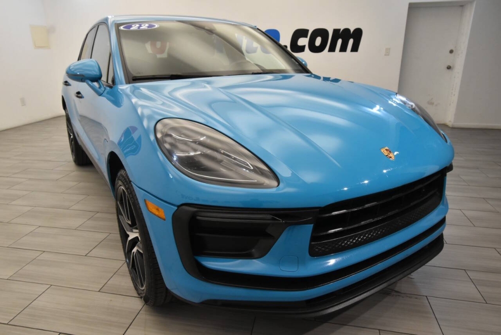 2022 Porsche Macan Base AWD 4dr SUV, Blue, Mileage: 64,717 - photo 6